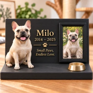 Supplied pet keepsake design featuring a cream French bulldog, name, years and short inscription